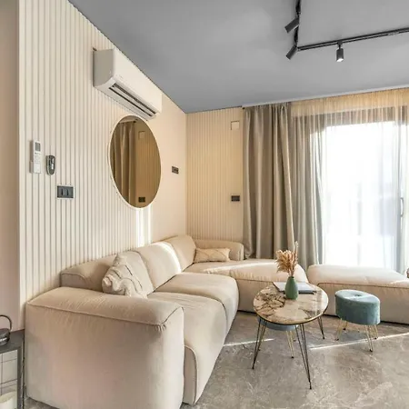 8 - Luxury Roof Pools Otel 4*